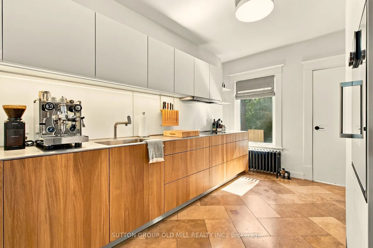 245 St Johns Road — photo 3