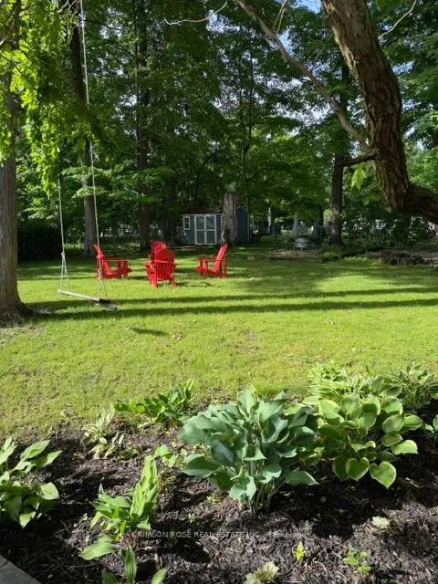 89 Holyrood Avenue — photo 37