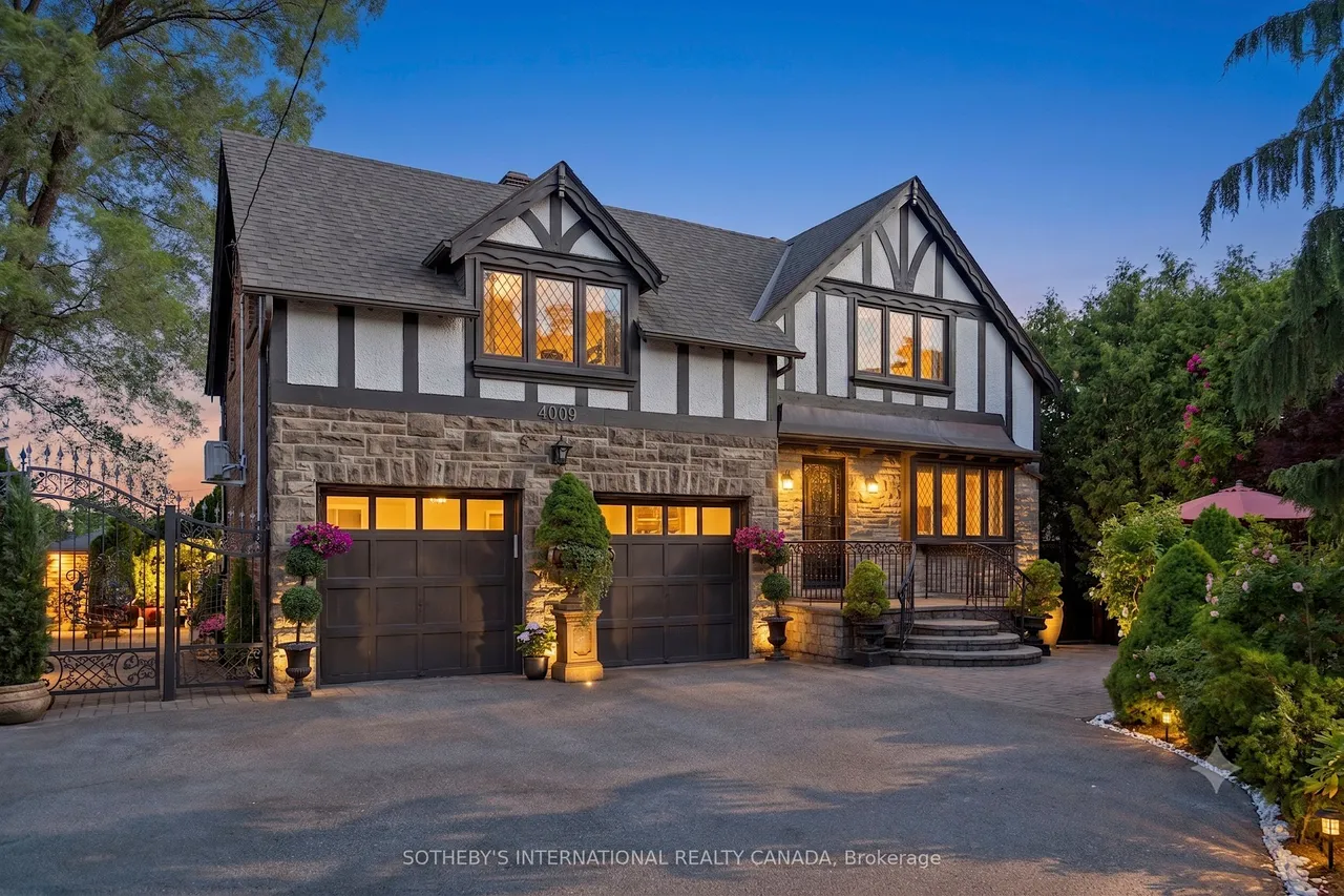 4009 Bloor Street W