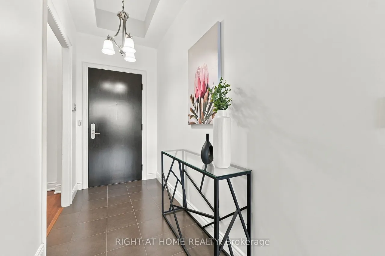 1135 Royal York Road, Unit 1301 — photo 3