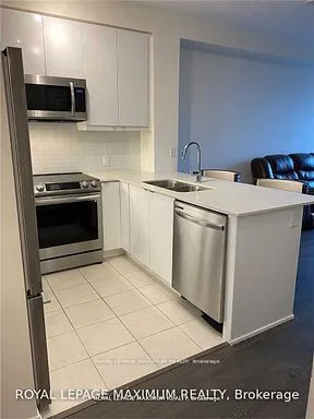 50 Thomas Riley Road, Unit 819 — photo 2