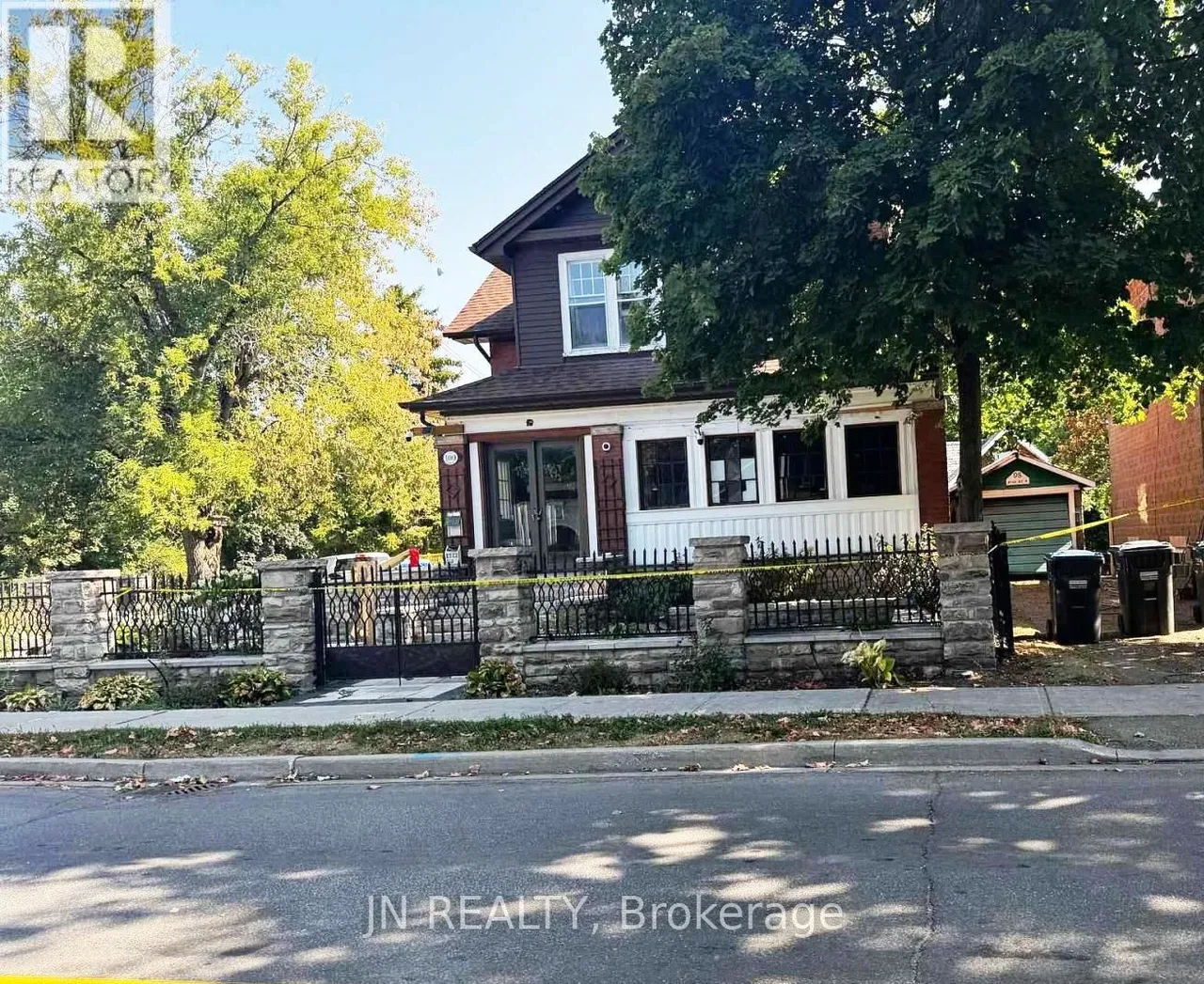 100 Mill Street N — photo 3