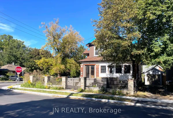 100 Mill Street N