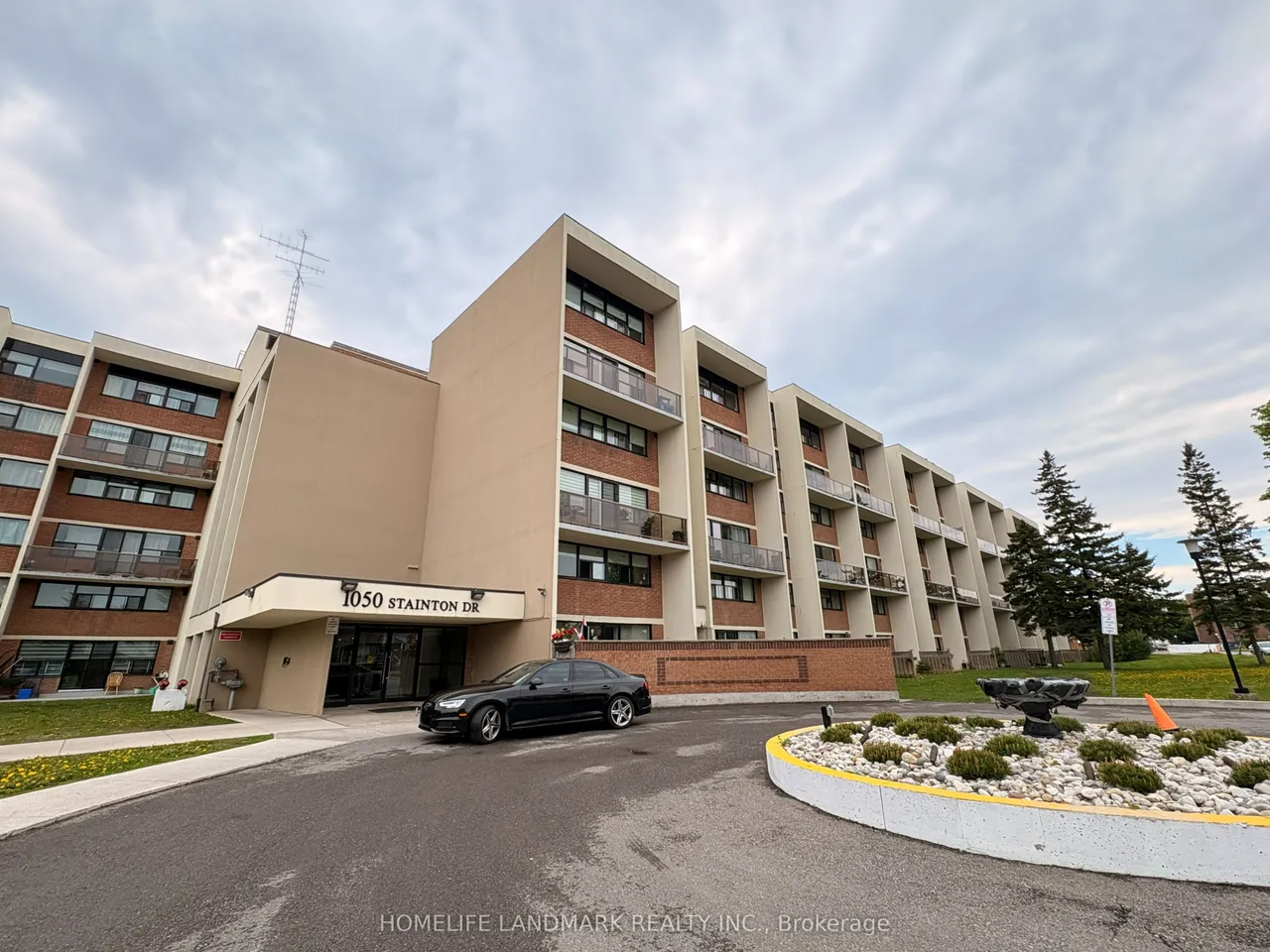 1050 Stainton Drive, Unit 327