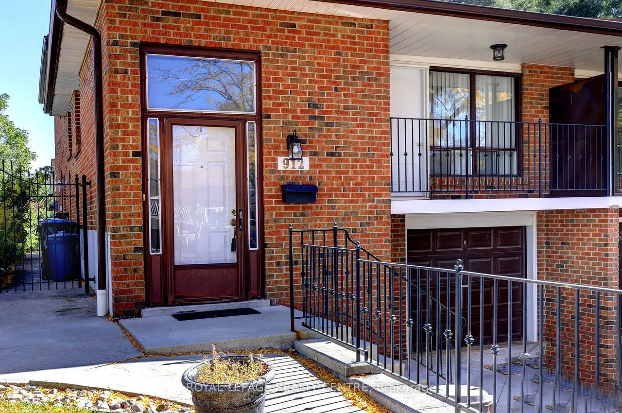 912 Blairholm Avenue — photo 3