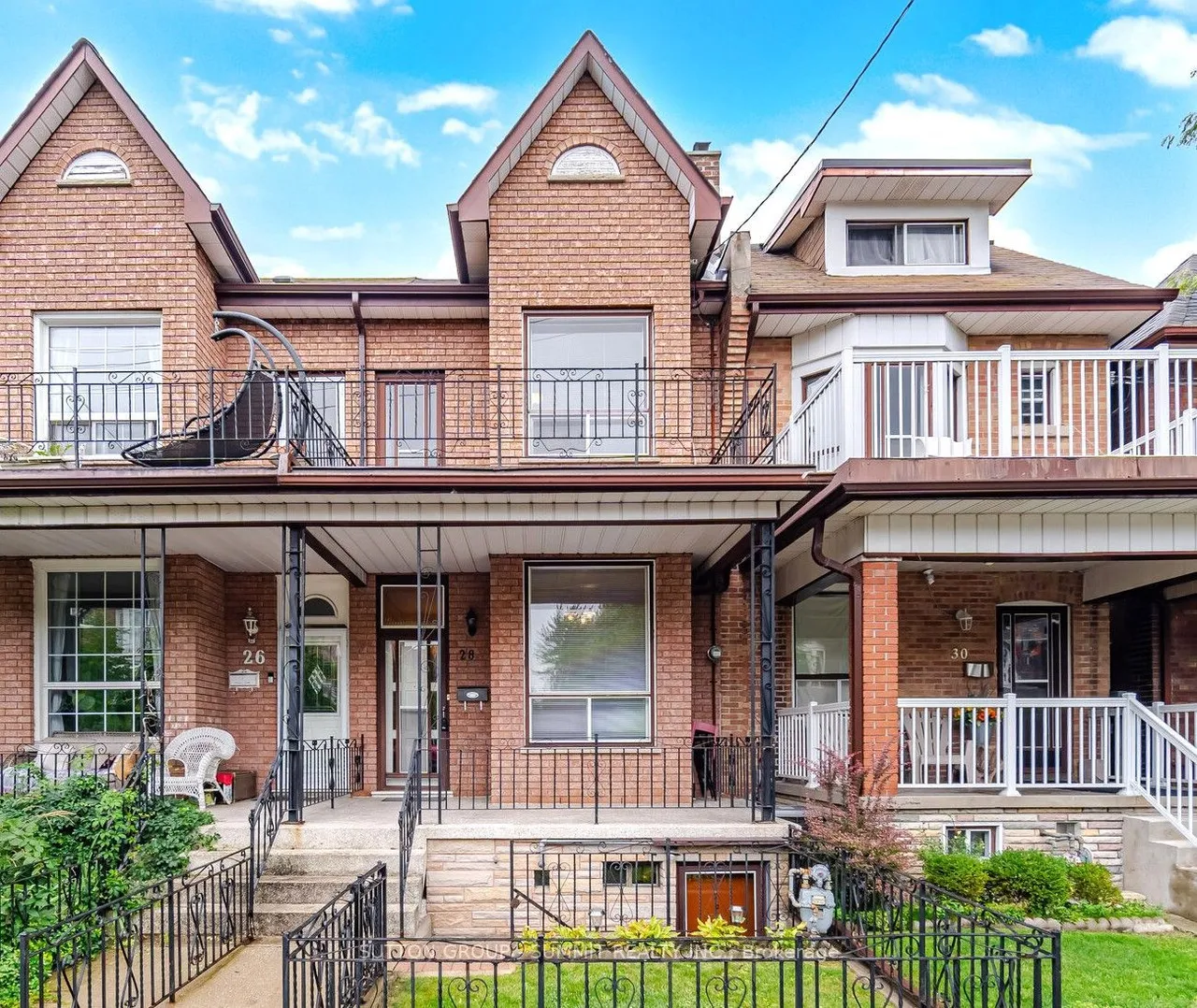 28 SYMINGTON Avenue