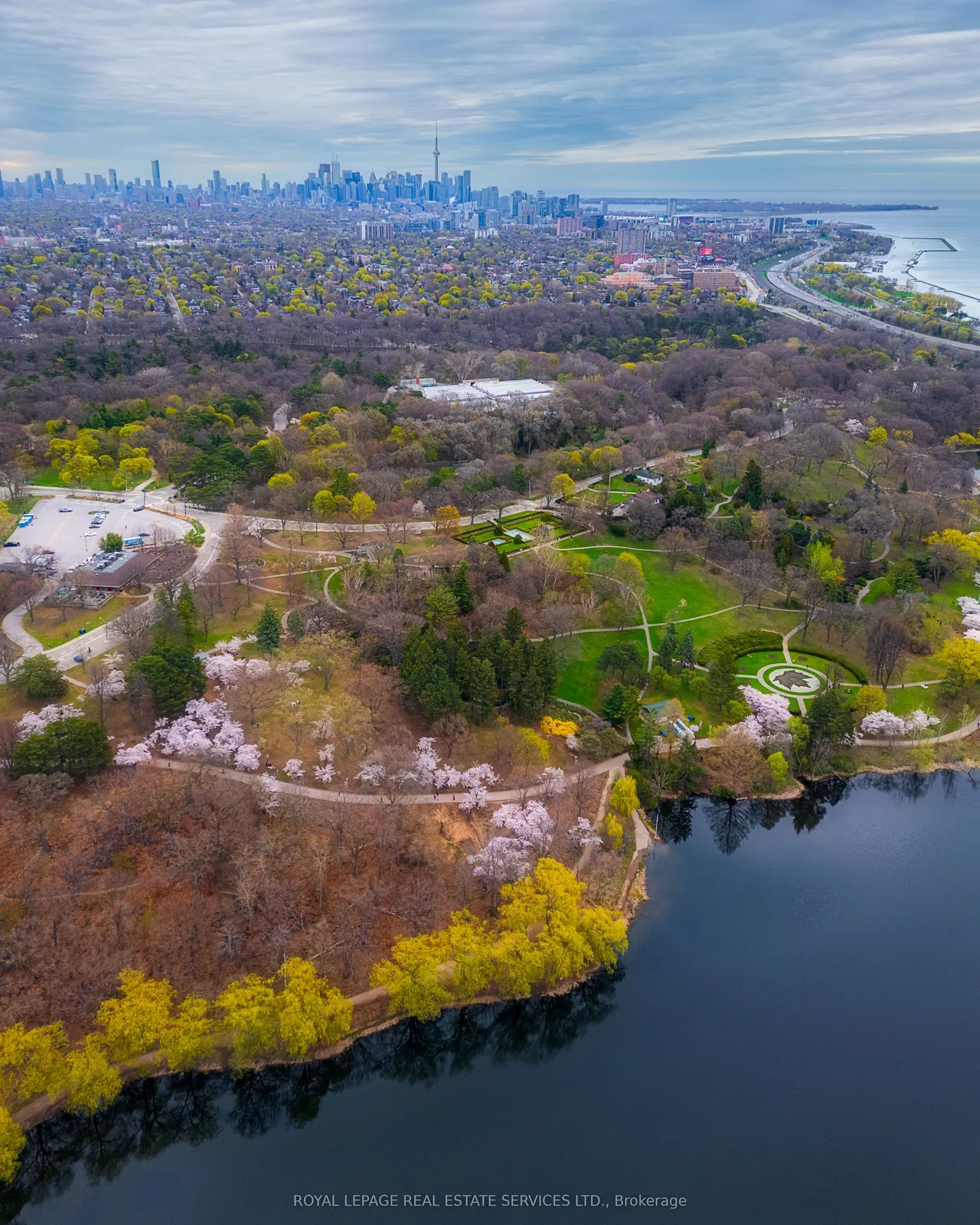 137 High Park Avenue — photo 25