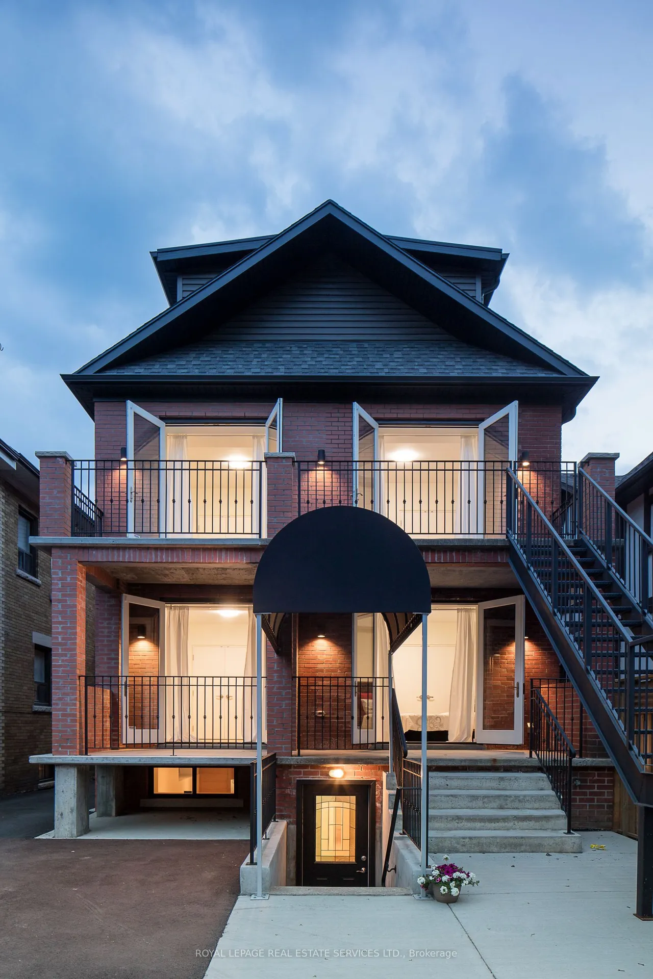 137 High Park Avenue — photo 2
