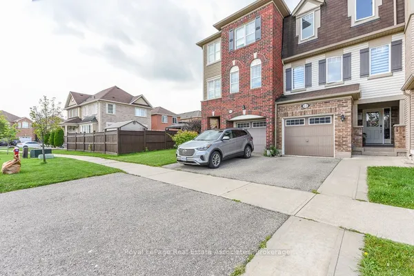 6 Ventura Avenue, Unit 2 — photo 2