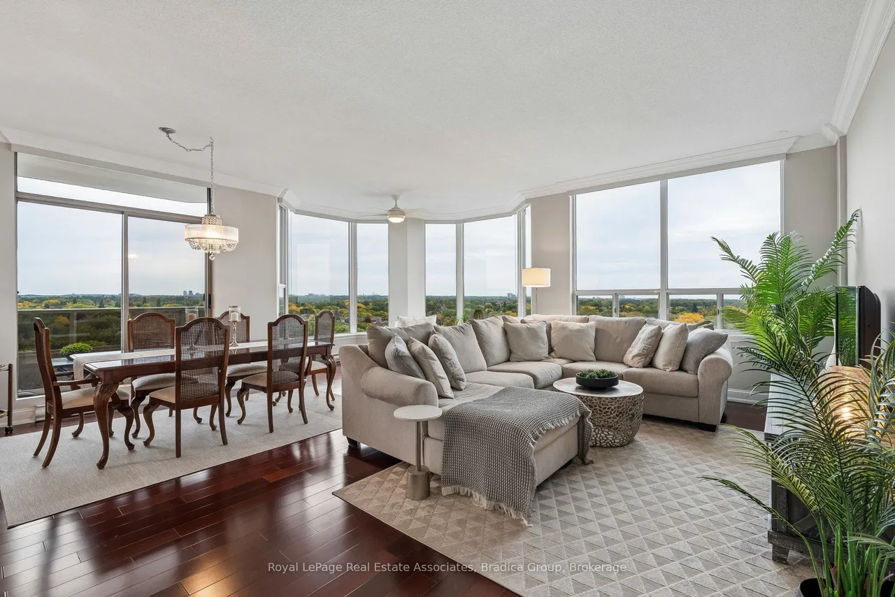 1905 Pilgrims Way, Unit Ph2 — photo 2