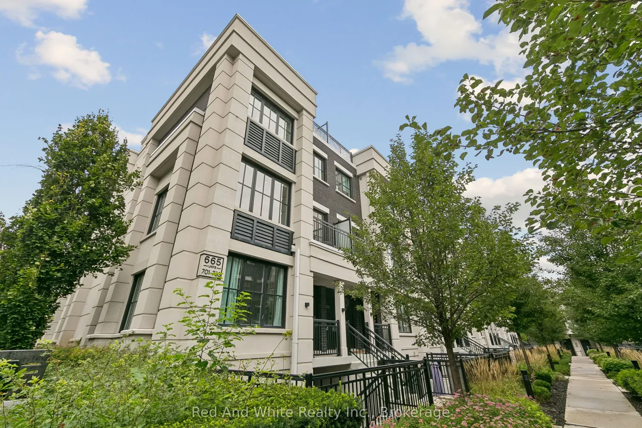665 Cricklewood Drive, Unit 703