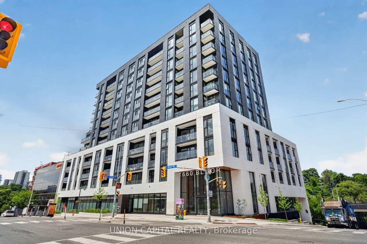1660 Bloor Street W, Unit 910