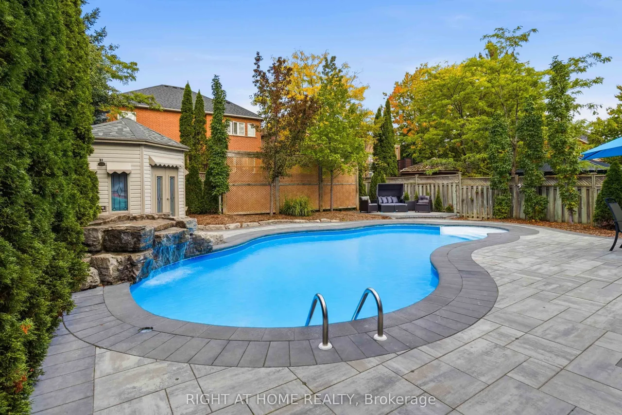 1213 Lindenrock Drive — photo 3