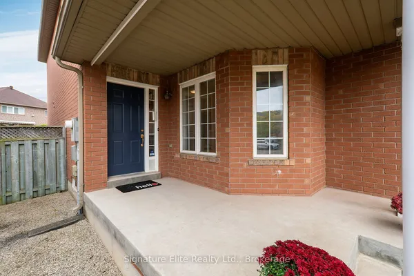 48 Humberside Avenue — photo 2
