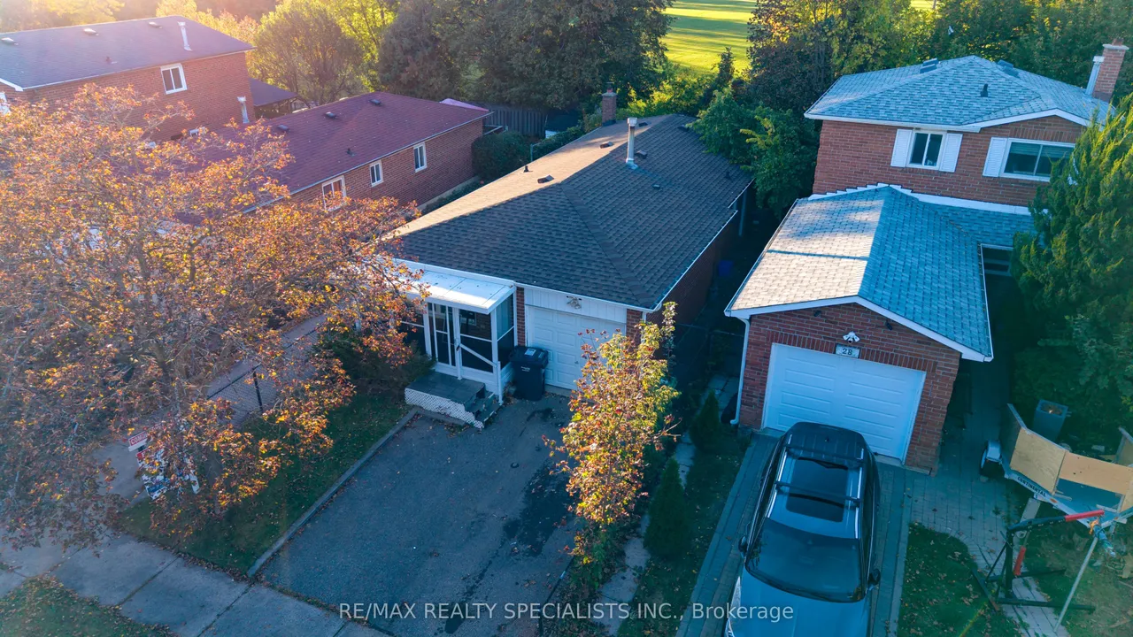 26 Vivaldi Crescent — photo 47