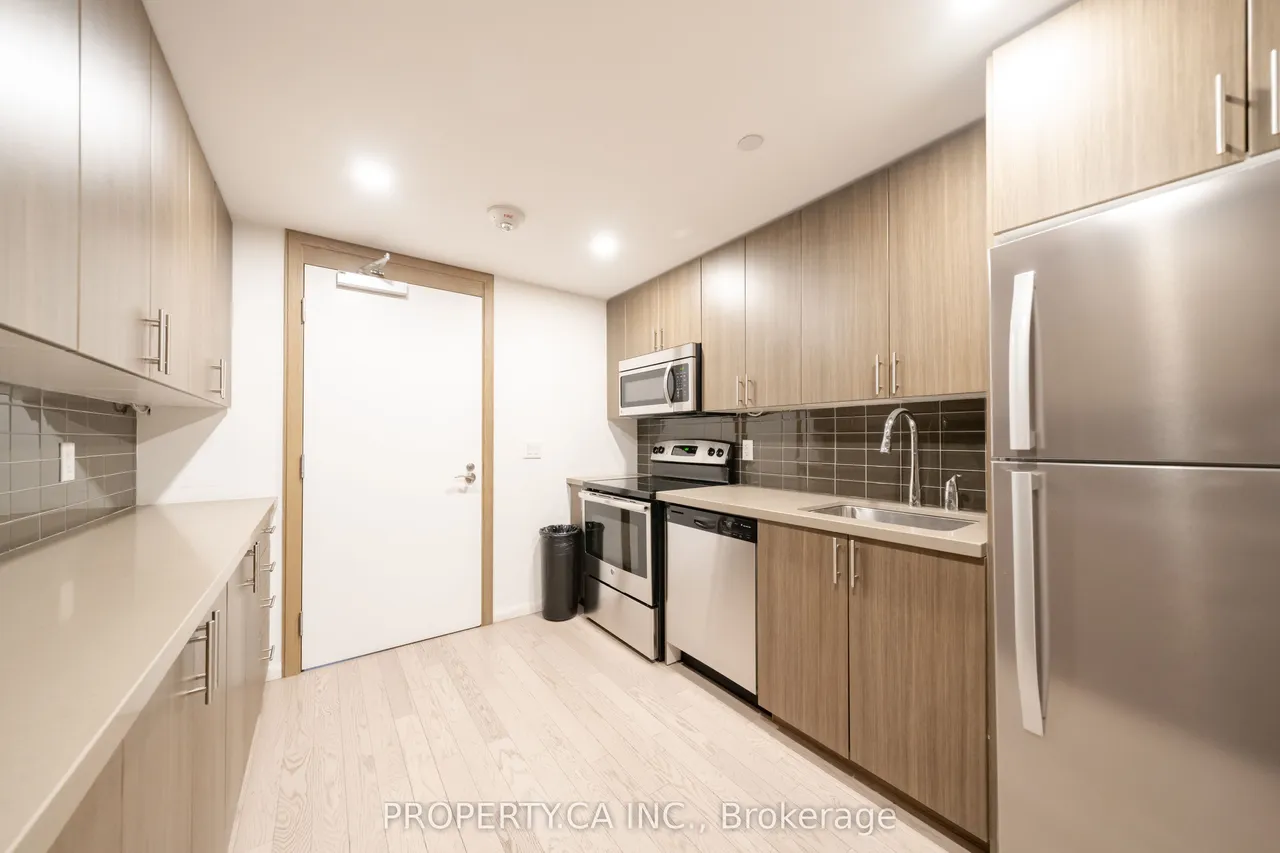 830 Lawrence Avenue, Unit 1201 — photo 47