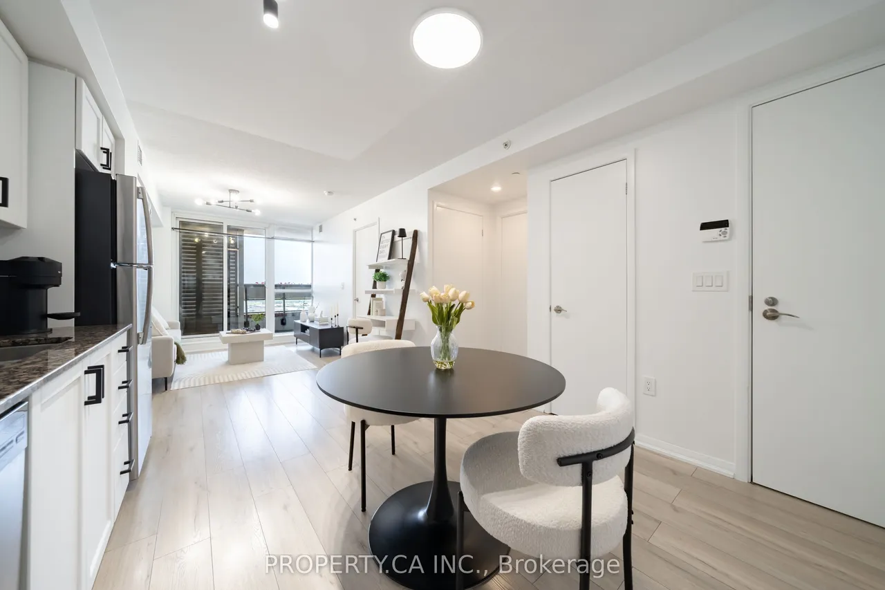 830 Lawrence Avenue, Unit 1201 — photo 3