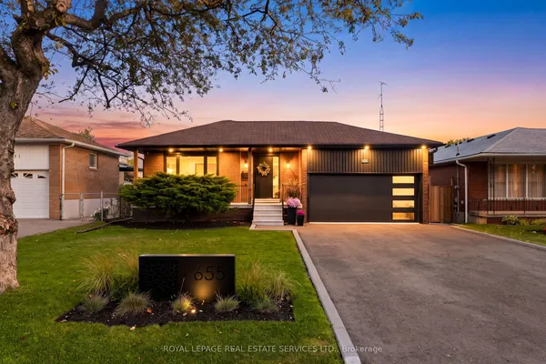 655 Netherton Crescent