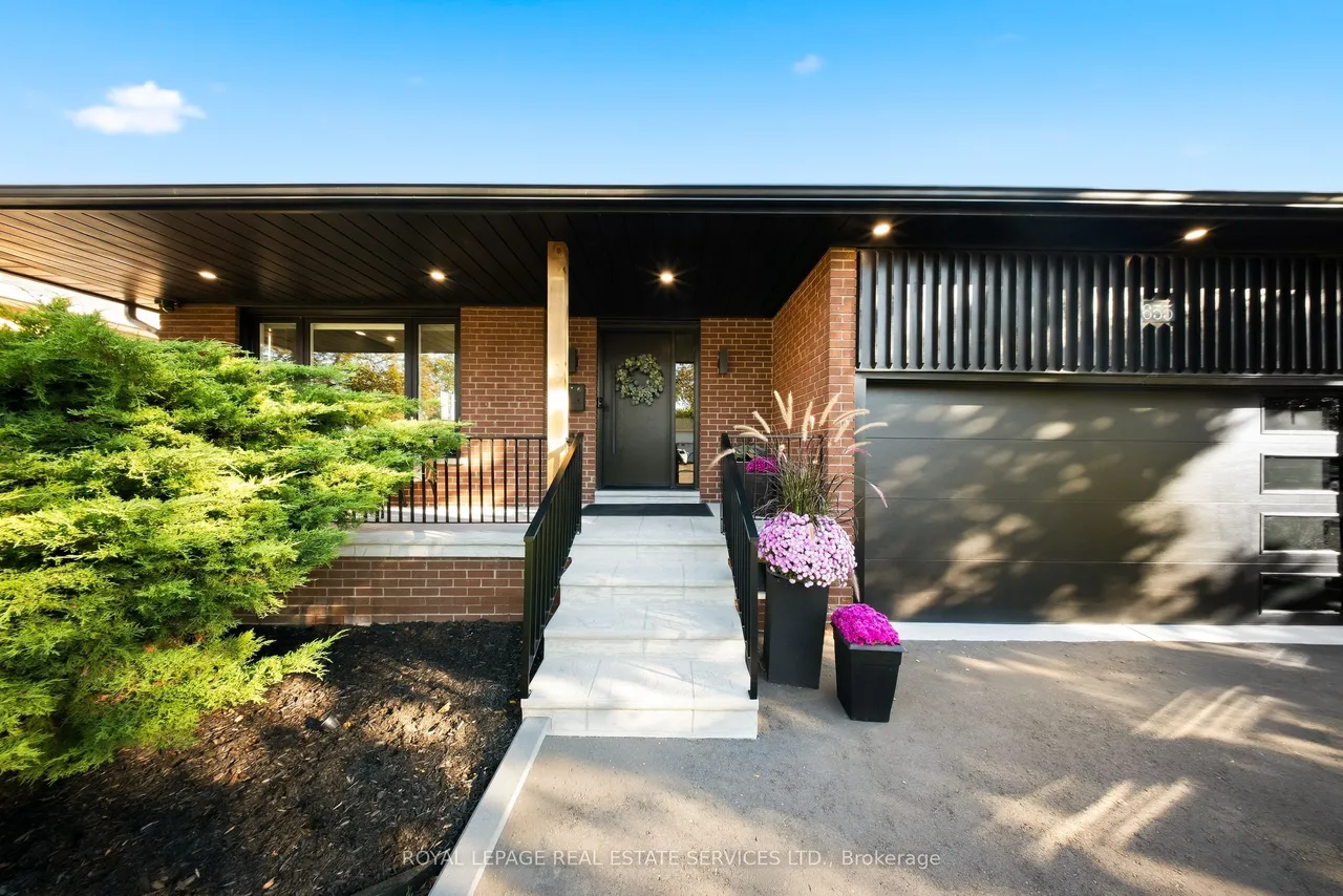 655 Netherton Crescent — photo 3