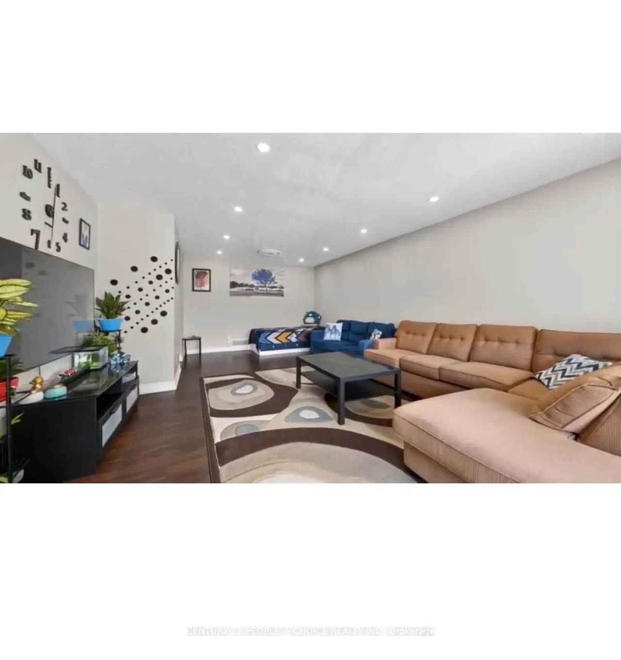 48 English Street — photo 3