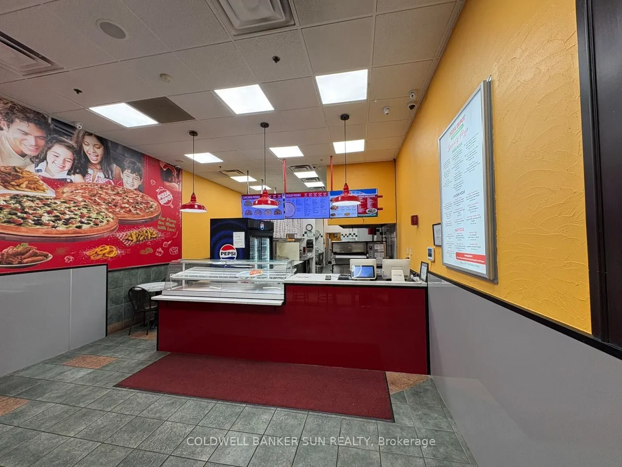 30 Eglinton Avenue, Unit 3 — photo 3