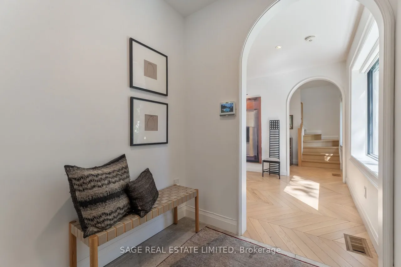 6 Westrose Avenue — photo 3