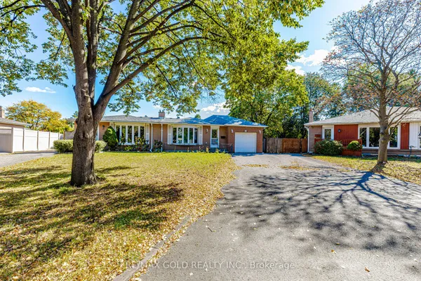 23 Brookdale Crescent