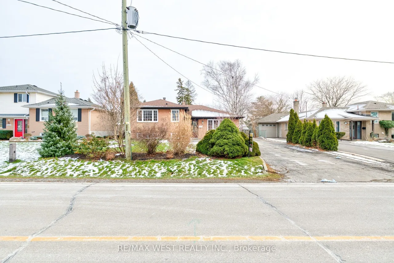 1328 Pinegrove Road — photo 3
