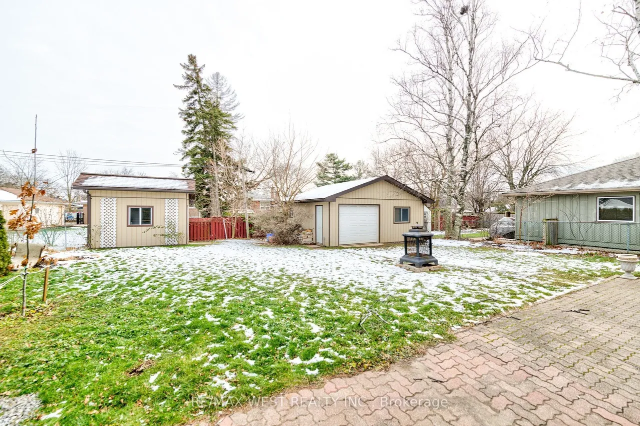 1328 Pinegrove Road — photo 36