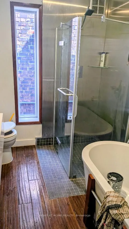 160 Rosemount Avenue — photo 2