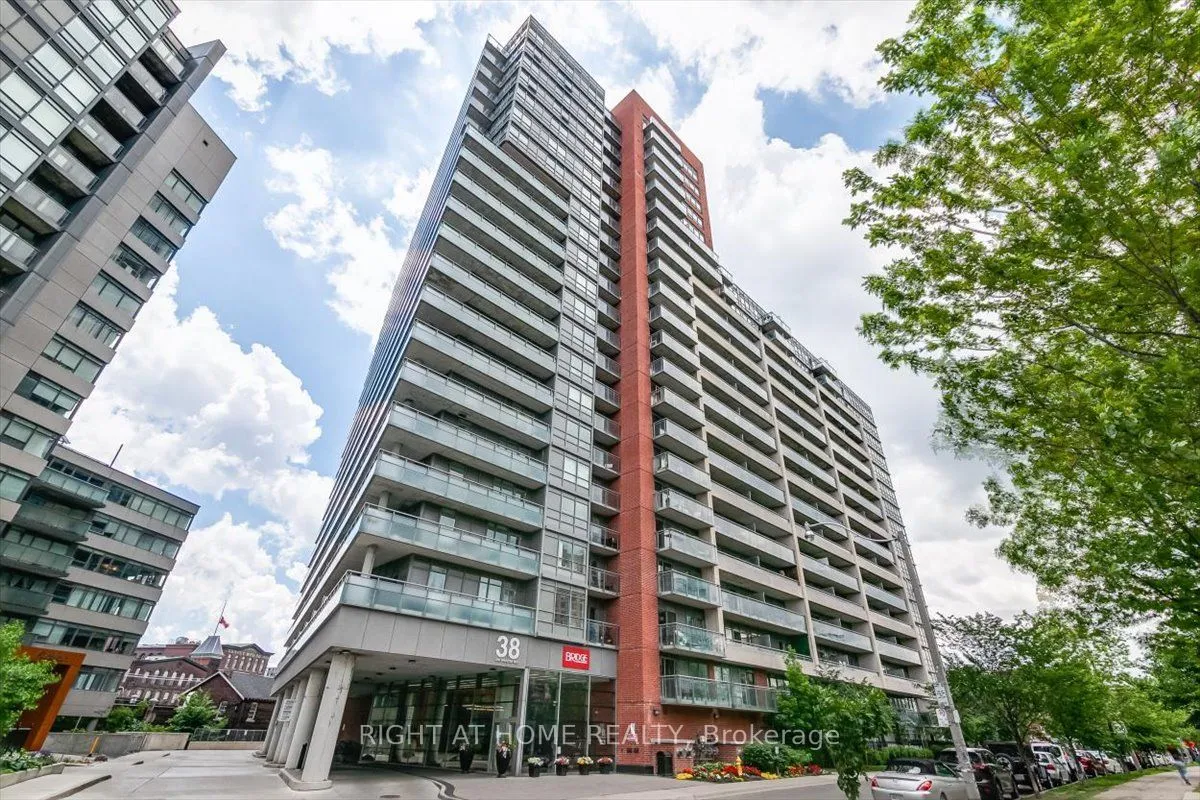 38 Joe Shuster Way, Unit 103