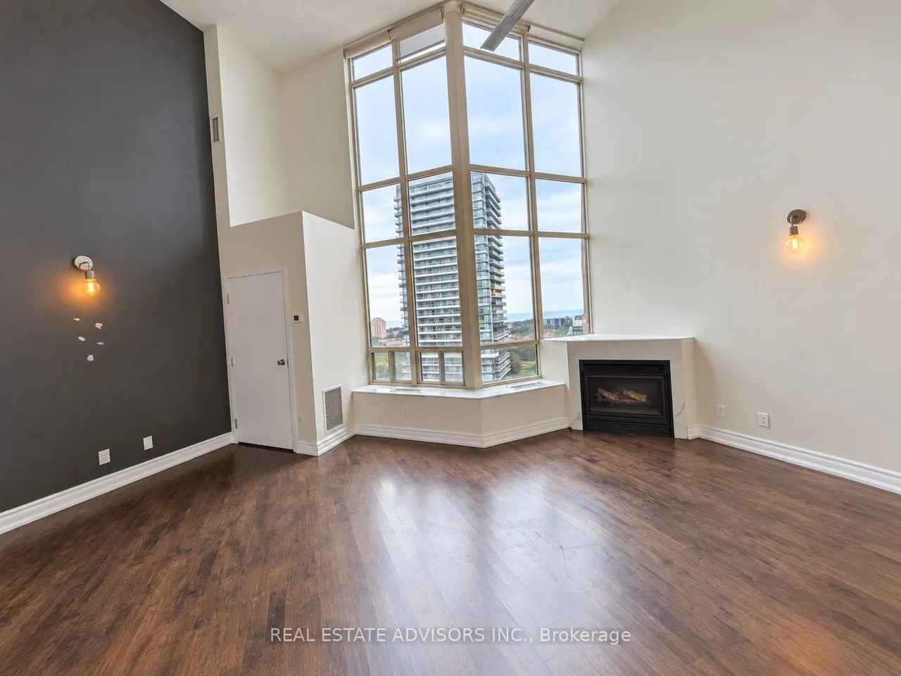 250 Manitoba Street, Unit 838 — photo 2
