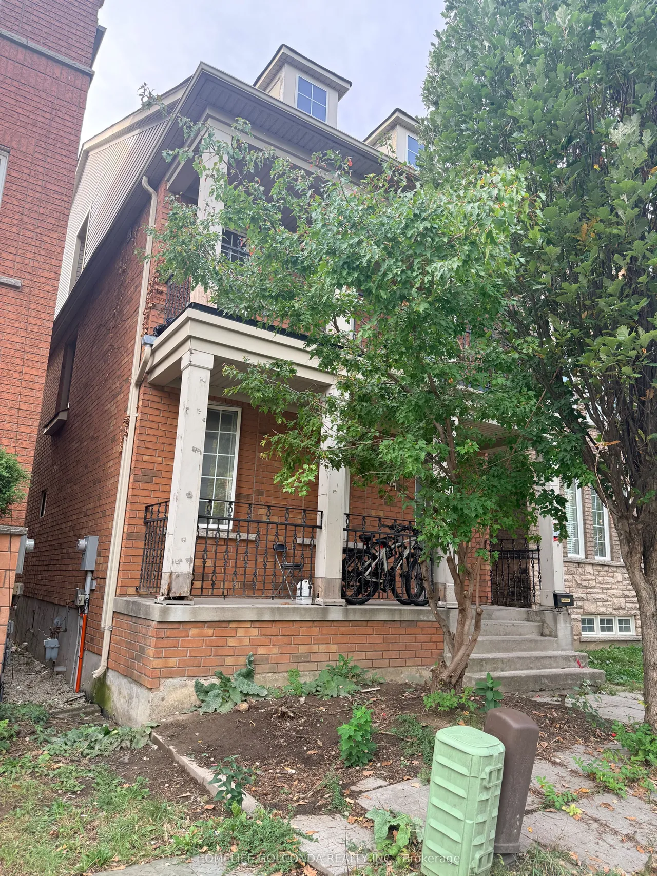 10 Aldwinckle Heights
