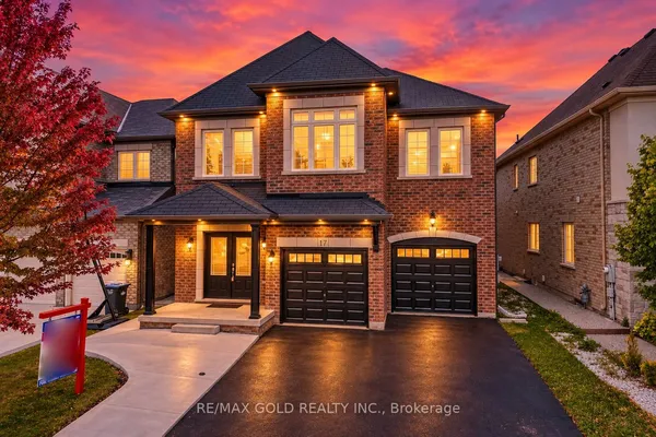 17 Lola Crescent