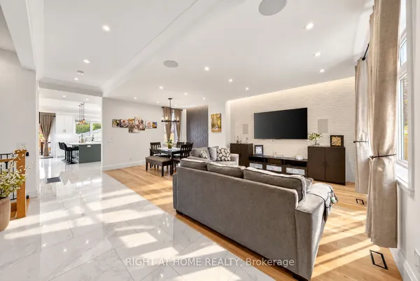 17 Exbury Road — photo 2