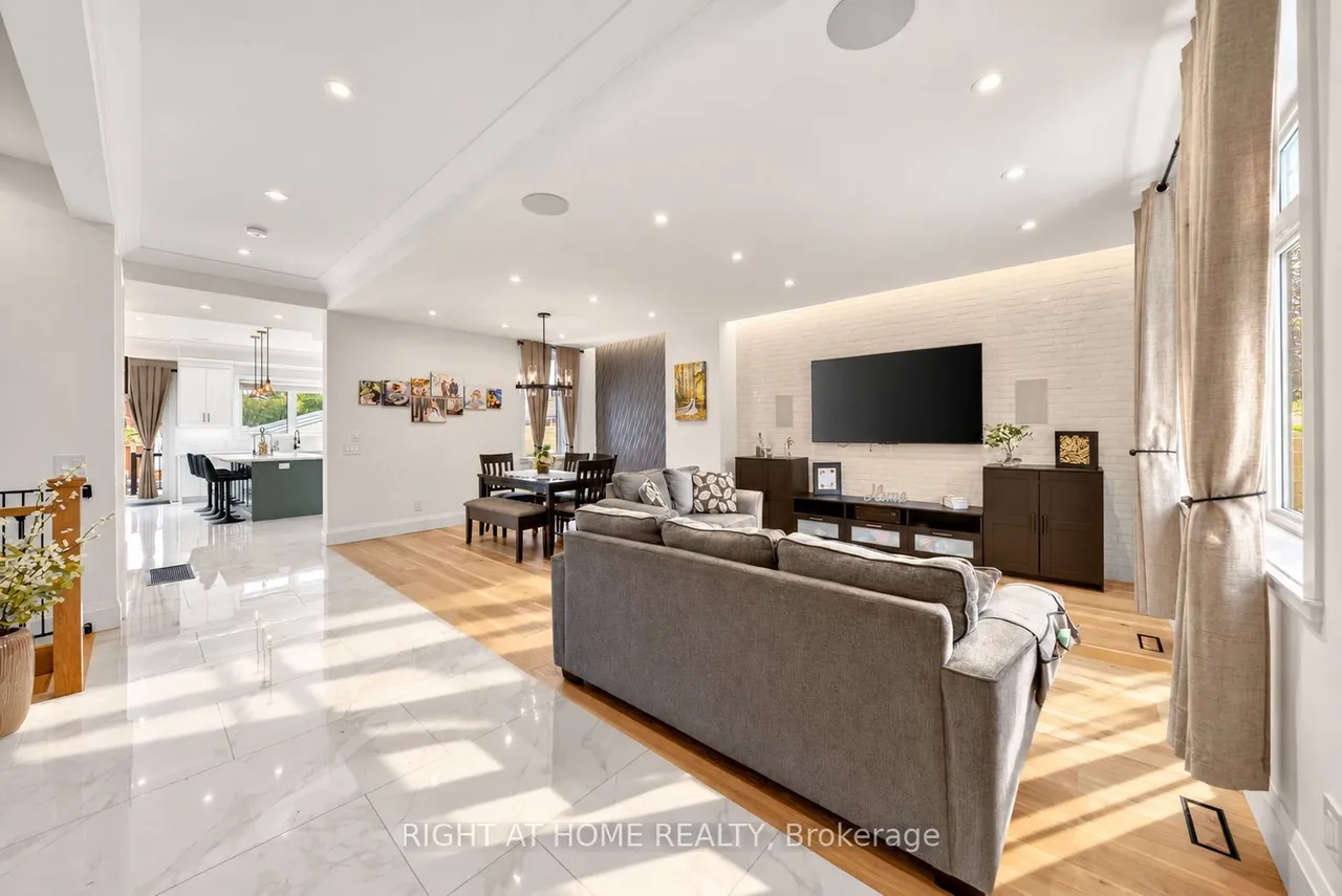 17 Exbury Road — photo 2