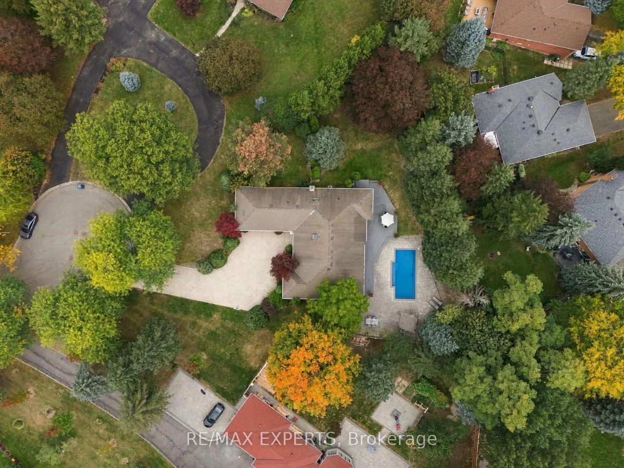 8 Fendley Court — photo 49