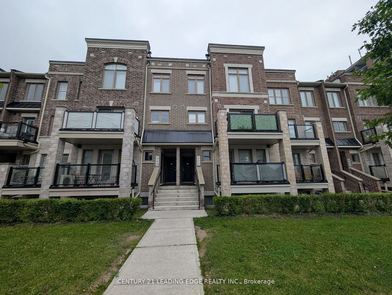 2355 Sheppard Avenue W, Unit 223 — photo 2