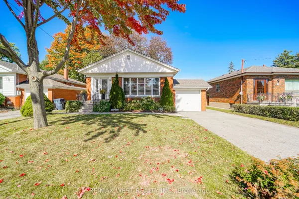 18 Nashland Avenue