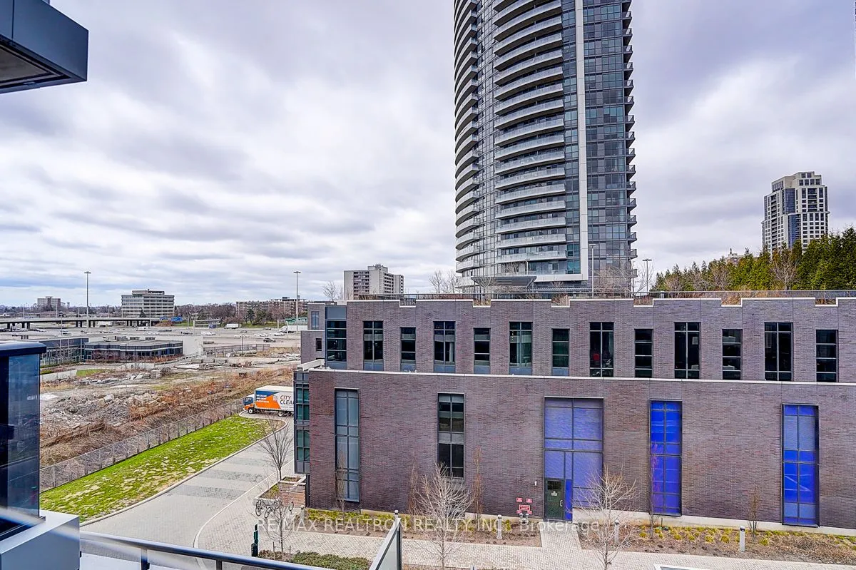 26 Gibbs Road, Unit 530 — photo 50