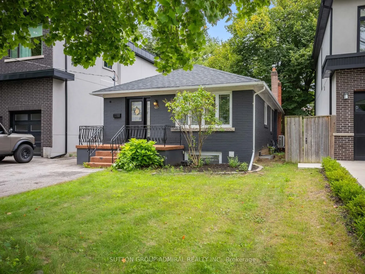 65 Woodbury Road — photo 3