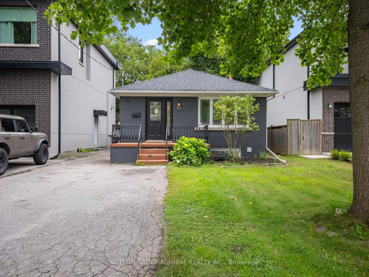 65 Woodbury Road — photo 2