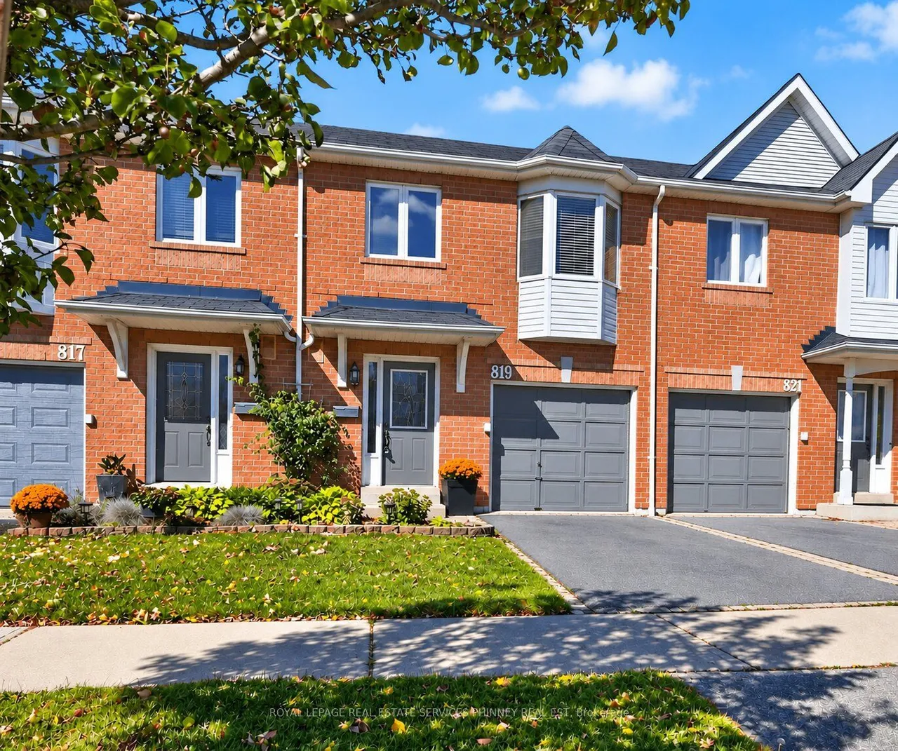 819 Village Green Boulevard, Unit 27