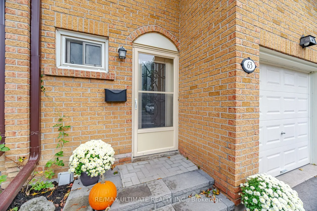 2120 Rathburn Road E, Unit 63 — photo 2