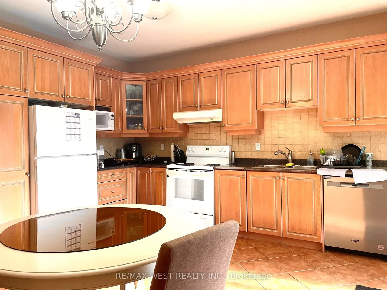 94A Mulock Avenue — photo 2