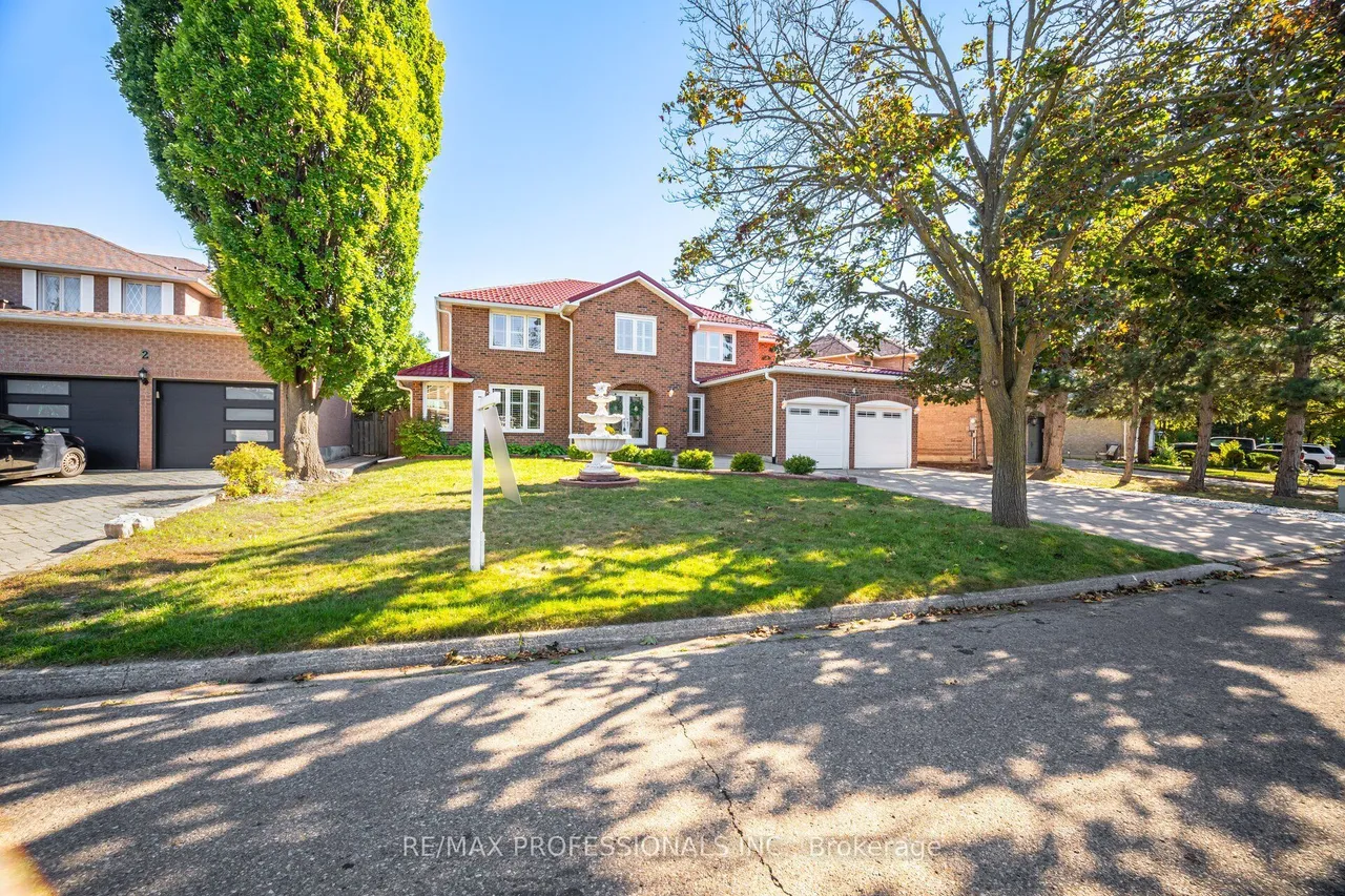 4 McFadden Drive — photo 2