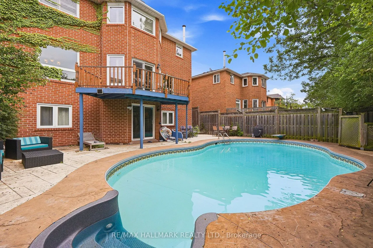 1246 Winterbourne Drive — photo 38
