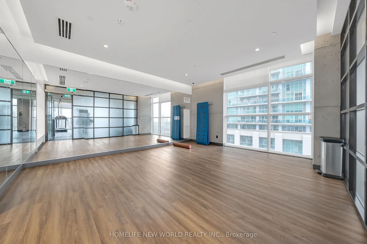 251 Manitoba Street, Unit 412 — photo 20