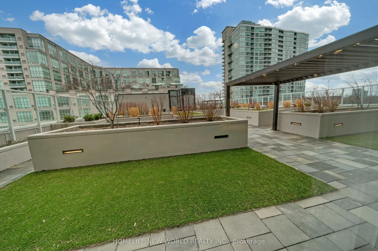 251 Manitoba Street, Unit 412 — photo 21