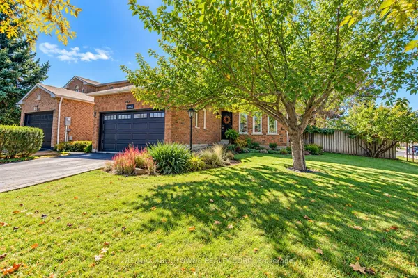 3668 Colonial Drive — photo 2